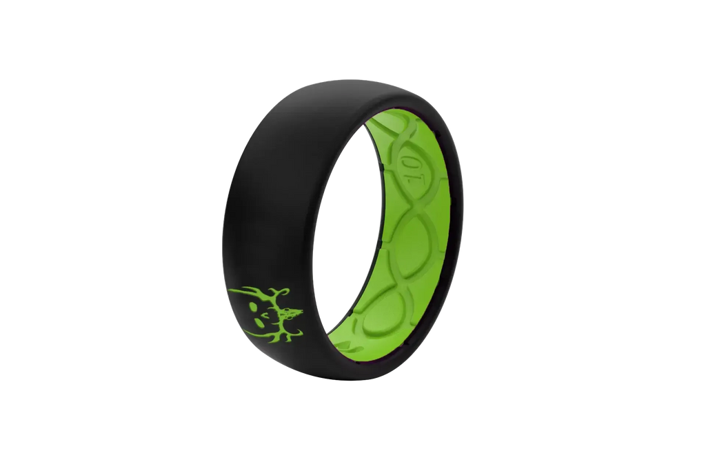 Bone Collector Black &amp; Green Ring