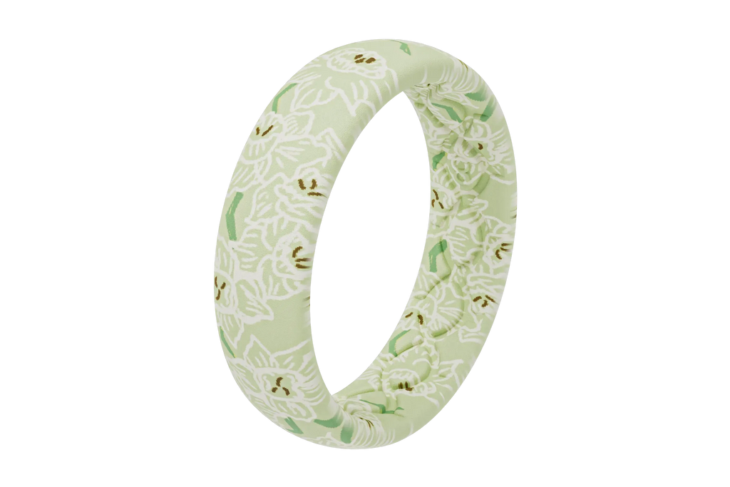 December Narcissus Thin Ring